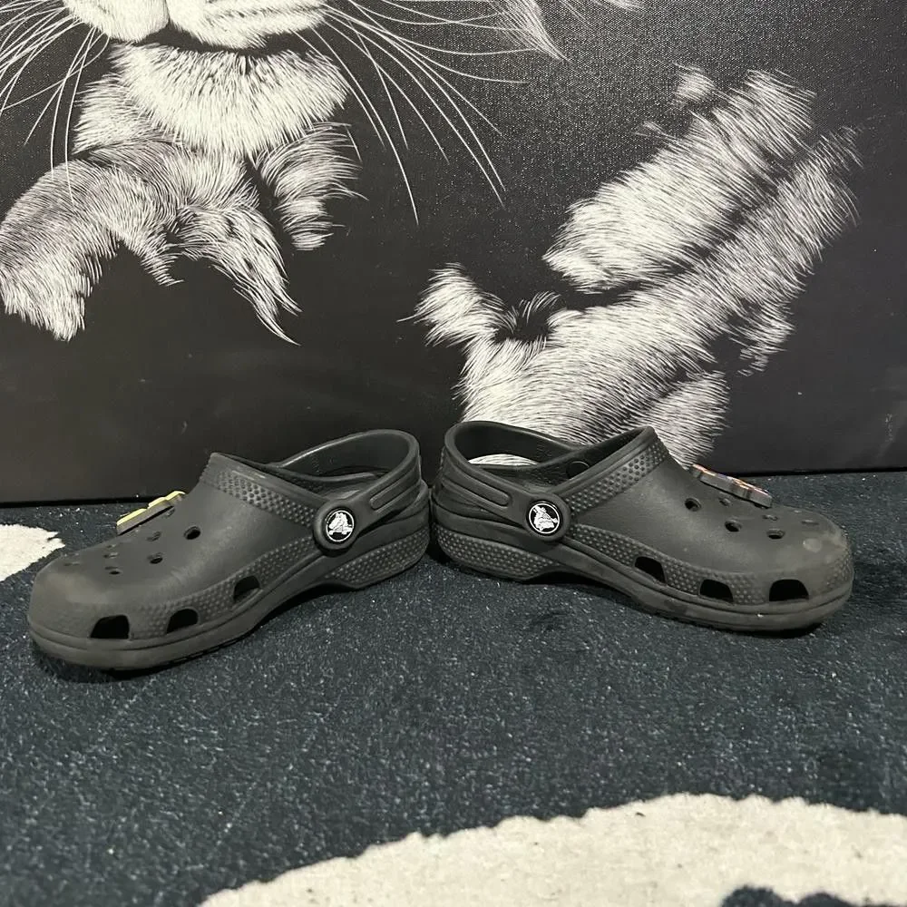 Crocs Clog Shoes Unisex Kids 11 Black Rubber Paw Patrol Chase Jibbitz Slingback